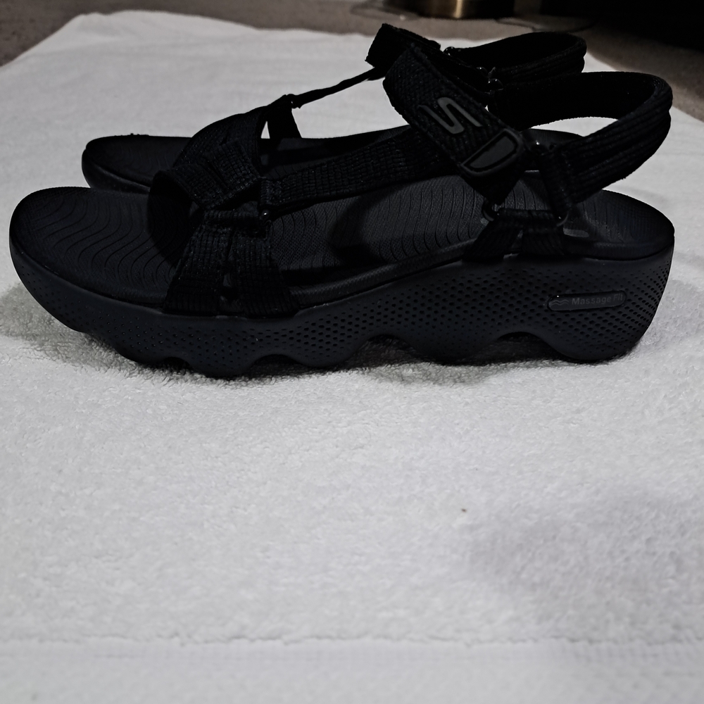 Skechers Massage Fit Black Sport Sandals – Size 7